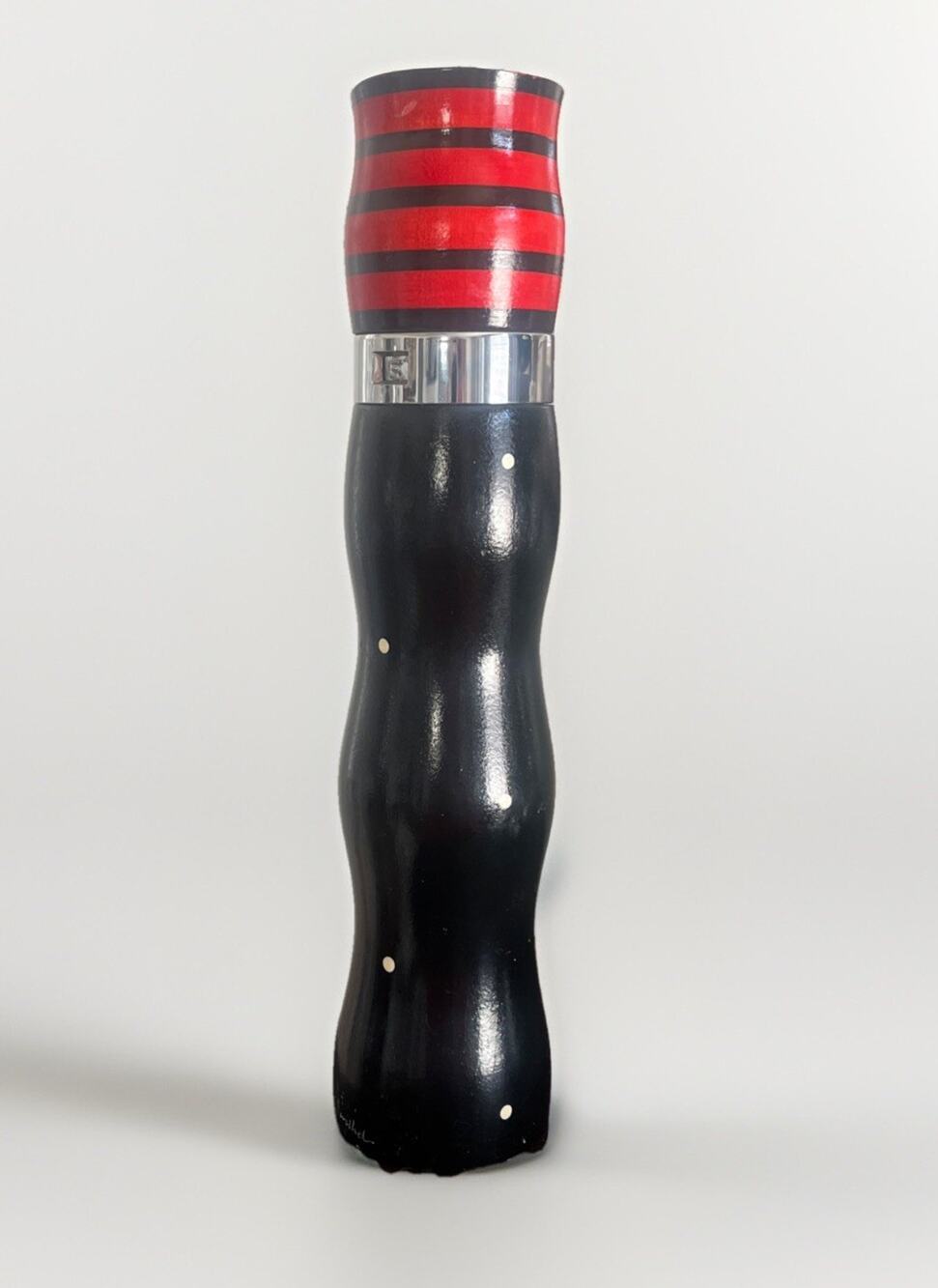 2012 Signed Robert Wilhelm Salt Shaker/Pepper Mill Grinder Tulip Blk Red Art Dec